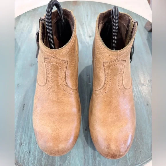 Dansko Tan Leather Ankle Boots – Size 39 (US 8.5–9) Comfort Wedge Booties - Picture 10 of 14